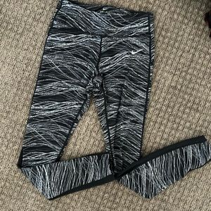 Nike dri-fit leggings